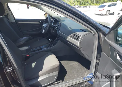 2019 Volkswagen Jetta 1.4T R-Line/1.4T S/1.4T Se из США, поврежденный, VIN 3VWC57BU5KM052969